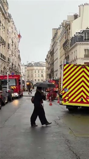 Deux personnes blessées dans l'incendie du palace parisien Le Bristol
