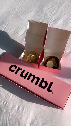 This weeks @crumbl cookie line up review 🍪