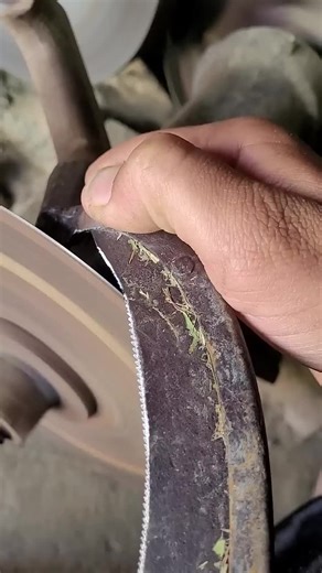 How to Make an Axe Using Hammer and Metalwork