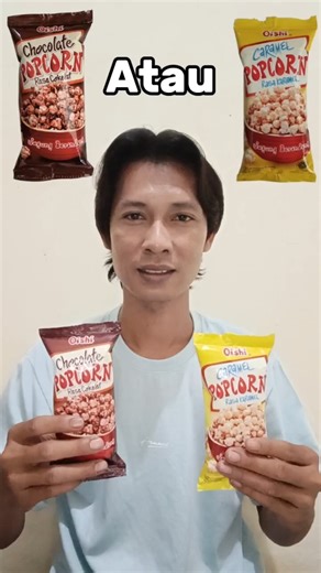 Pilih popcorn coklat atau karamel | Choose chocolate or caramel popcorn #shorts #funny