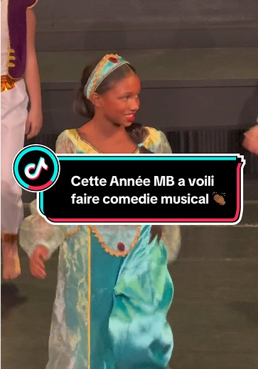 Comédie musicale avec Aladin cette année elle a voulu tester une nouvelle activité autant vous dire qu’on en pouvait plus des chants à la maison 🙈 mais trop fière d’elle ❤️