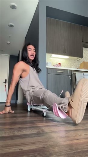 Bretman Rock's Split Struggle: UGH! I'll Get Them Back! #bretmanrock #fyp #bretmanrock #fyp #bret...