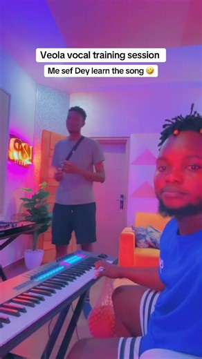 Vocal trading session @VEOLA_OFFICIAL #fyp #vocaltraining #loopmusicstudio