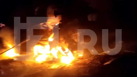 Кадры тушения пожара после взрыва на Талинском месторождении