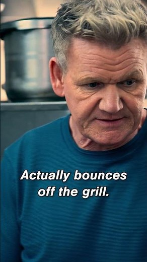 ”so there’s 5 of you in the kitchen?” 🤨 #kitchennightmares