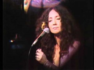 Wedding Song (Bob Dylan) performed by Maria Muldaur