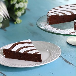 18K views · 992 reactions | Gâteau Moelleux au chocolat is a delicious French Chocolate Cake that is moist and rich in flavor. #frenchchocolatecake #chocolate #moulleuxauchocolat | Home Cooking Adventure | Facebook