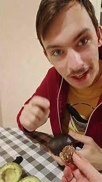 Saviez-vous qu'il existe une nouvelle variété d'avocat ?😂🤣😅