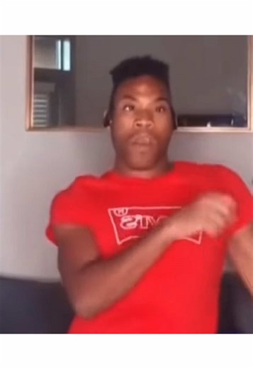 Dora provokes Elsa after Elsa jumped her #elsa #dora #fight #fyp #xyzbca