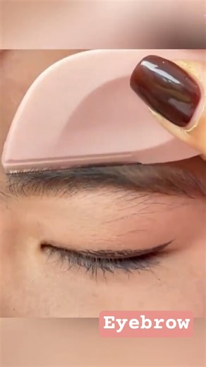 Eyebrow trimming #eyebrowtutorial #eyebrows #eyebrows #eyebrowshape