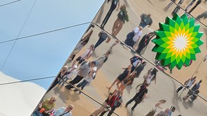 BP, Shell y Exxon se adaptan a un precio del petróleo bajo y ganan más de lo esperado