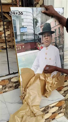 urgent work looking so neat and beautiful yet no extra charges. order and delivery same day #viral_video #viralvideos #trendingvideo #fyppppppppppppppppppppppp #framing #frameorder #framevendor #beautifulframes #surprisegift #birthdaygift #anniversarygift #bayelsaframe #ughelliframevendor #acrylic #frameless #explore #goviral #allkindsofframes #biggestframeintheworld