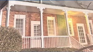 70 firefighters respond to fire at historic Ky. building