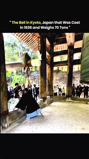 its._me_fact on Instagram: "The bell at Chion in in Kyoto weighs 70 tons. Its height is 3.3 meters and its diameter is 2.7 meters. The makers cast it in 1636 during the time of Oyo Reigan, the 32nd chief high priest of Chion in. The tower that holds the bell was built in 1678 during the time of Genyo Manmu, the 38th chief high priest of Chion in. The bell rings twice a year during the Gyoki Daie in April and on New Year’s Eve. A team of 1 leader and 16 assistants rings it 108 times. The sound is
