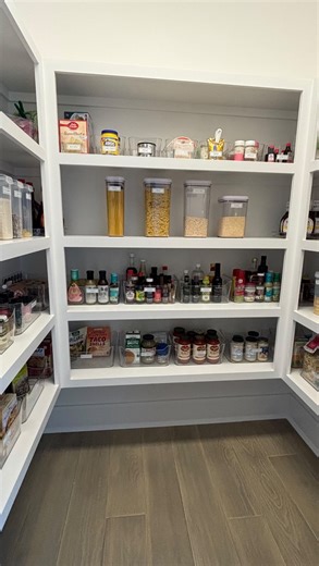 Most people think they need more storage to fix their pantry. What they actually need is less clutter and better systems. This pantry transformation is a perfect example of what happens when you declutter first. In just 4 hours, we removed what wasn’t being used, created clear categories, and built organizing systems that make this pantry easier to maintain. Now everything has a home, and this space finally supports their daily life. Here’s what made the biggest difference in this pantry reset �