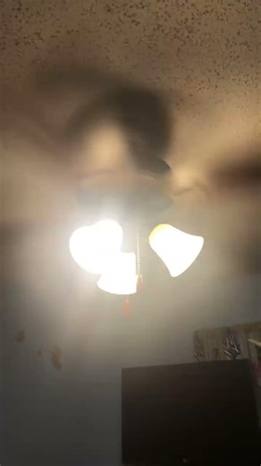 wobbly ceiling fan #ceilingfan #helpmemakethismakesense #wobble #ceilingfanwobble