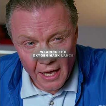 The coach forced the injured player to play. #movie#nfl