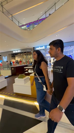 Nehaben Ni Pani Puri on Instagram: "#trendingaudio #reel #vibes #explorer #nehabennipanipuri"