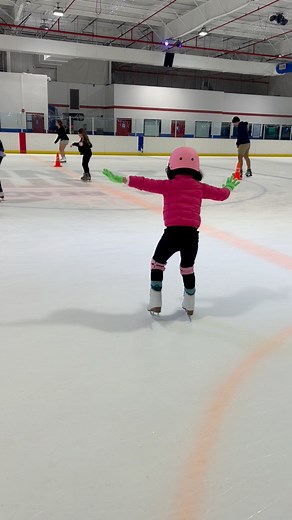 May ice skating classes si Baby aguy aguy Christiana | Baby aguy aguy Christiana
