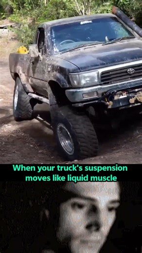 Hilux Suspension Moves Like Liquid Muscle 💪🔥 #shorts