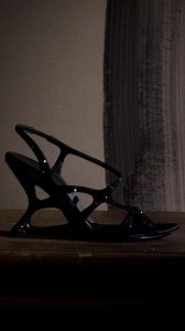 THE SERPENTINE SOIR SANDAL a wearable work of art | Sergio Rossi