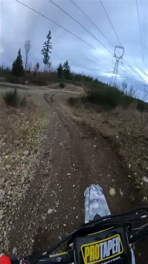 #trailriding #dirtbike #yamaha #yz450f #berms #trails #dirt #rocks #gopro #goprohero10 #goprohero