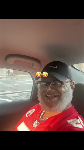 FrankieWall06 (@frankiewall06)’s videos with original sound - Kiss_meco