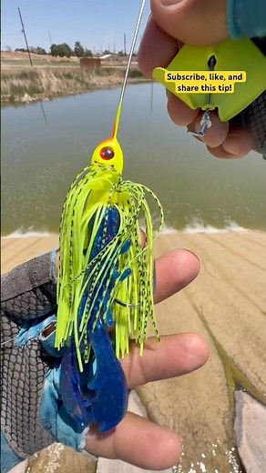 Tips setting Up a Buzzbait with chigger craw for Bass#fishing#viralvideo#shortvideo#youtubeshorts