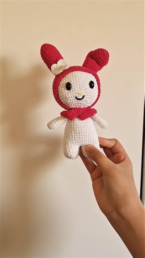 Which angle suits better ?? 🤔 😉 #crochet #shortvideo #viral #trending #exe