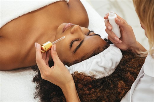 Here Are The 4 Skincare Ingredients Actually Proven To Work