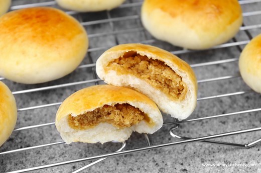 Pan De Coco - Yummy Kitchen