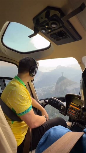 RIO lets GOOOOO!!! can’t wait to play Farmasi Arena tonight 🇧🇷❤️ | Martin Garrix