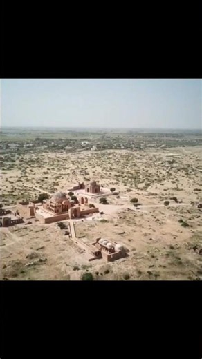 World's Largest Cemetery in Pakistan? 🗺️🇵🇰 #historical