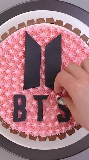 BTS Cake Decorating Idea
