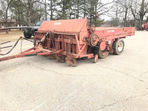 Bermuda King 593 Sprig Planter | Agriculture