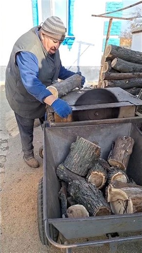 Homemade Circular Saw #wood #woodworking #chainsaw #diytools #woodcutting #powertools #diy