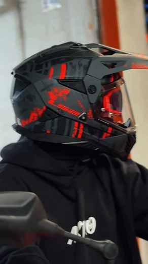 Astro Biker on Instagram: "Nuevo LS2 Pioneer II Crazy disponible solo en #astrobikermx y distribuidores autorizados Astro 💯"