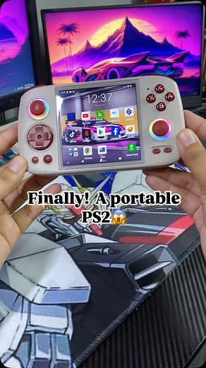 Finally a portable PS2😱 Relive your childhood gaming memories with this retro handheld console! The RG Cube can emulate up to PS2 and GameCube🎮 Featuring over 9,000 preloaded games, it’s the perfect way to experience nostalgia. Key features include: - The ability to download additional games and add ROM files to the micro SD card for a seamless retro gaming experience. - Bluetooth compatibility with various controllers for added convenience. - A micro HDMI connection for a larger screen gaming