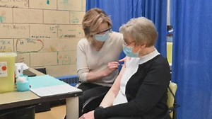 Quebec goes against federal advice for Oxford-AstraZeneca vaccine