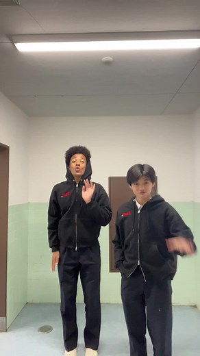 高校生のTikTok撮影の楽しさとダンス