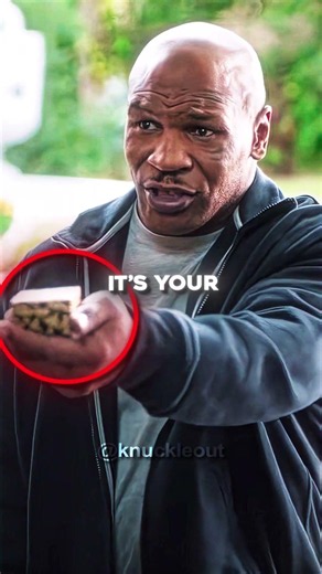 Mike Tyson Returns The Ear❤️ | #mma #boxing #ufc