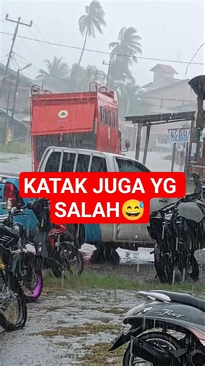 MUSIM BANJIR, WASPADA ULAR MASUK RUMAH #shorts #banjir #banjirrob #ular