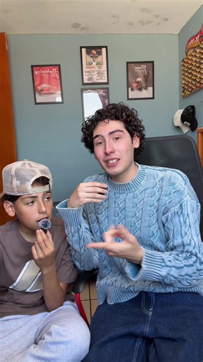 Aventuras de Paolo: Expulsión y Travesuras en la Escuela