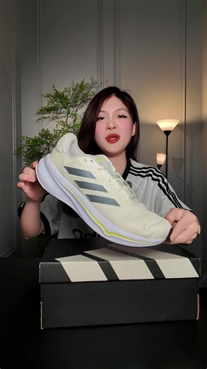 Giày Adidas Respond màu be bán chạy — giảm giá chỉ ~2.000.000