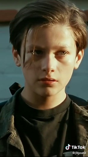 EE (@j9goat3) - エドワード・ファーロングの儚い魅力と映画の思い出