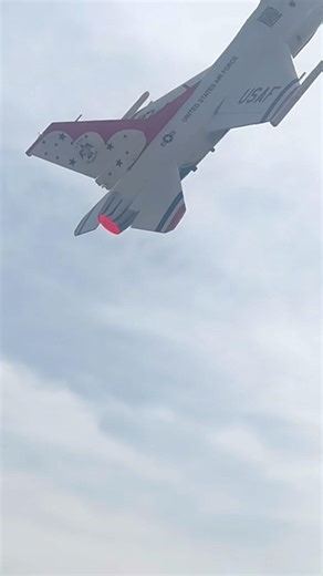 Hand launch with the Freewing F16 v1 #rcplane