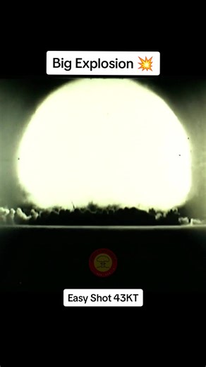 #easyshot #explosion #bigexplosion #nuke #nuclear #bomb #shockwave #radioactive #atomic #war