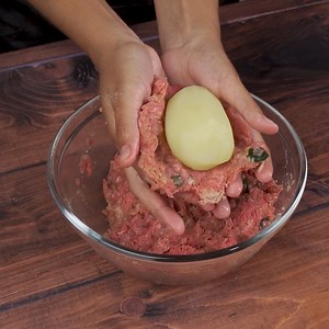 264K views · 1K reactions | If you have potatoes and meat in the house, surprise everyone with this easy and delicious recipe!!!! | Delicious Cooking Recipes | Facebook