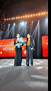 Có thể sĩ hết phần đời còn lại khi nhận giải: "Ngôi sao Livestream Bứt Phá Mọi Kỷ Lục" 😭 | Võ Hà Linh