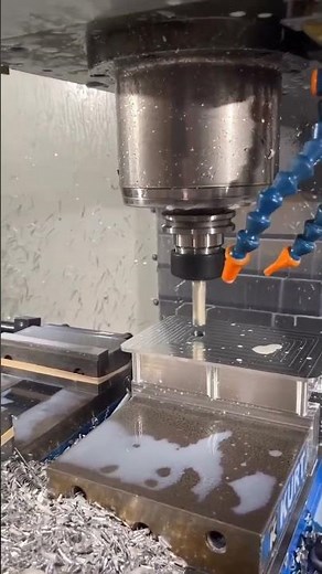 how to operate vmc machine fanuc control panel #cnc #cncmill #machinetomachine #vmc #machine